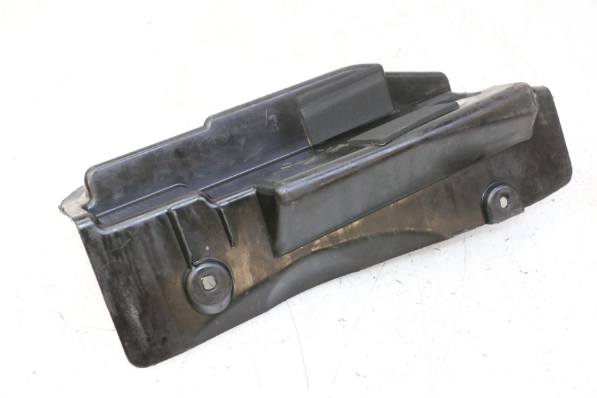 photo de BATTERIEABDECKUNG HONDA FES S-WING SWING ABS 125 (2007 - 2015) - Detailansicht des Bauteils