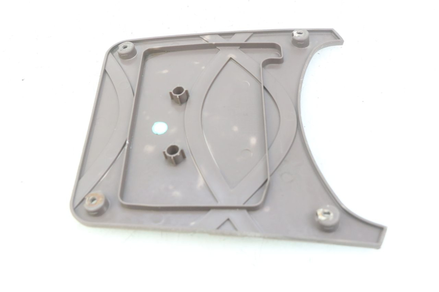 photo de BATTERIEABDECKUNG SYM FIDDLE 2 125 (2010 - 2013) - Detailansicht des Bauteils