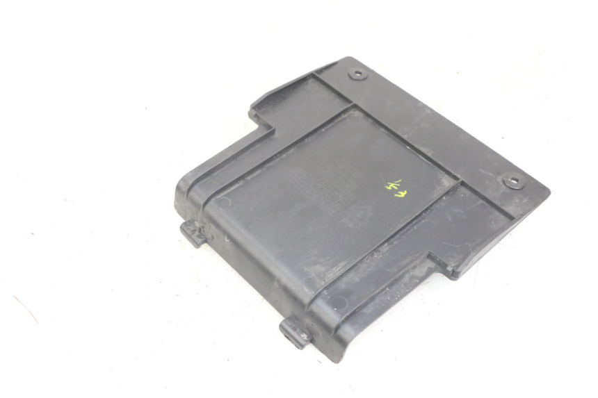 photo de BATTERIEABDECKUNG SYM FIDDLE 3 III 125 (2014 - 2020) - Zoom auf Gebrauchszustand