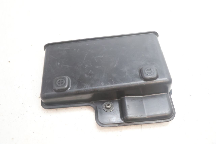 photo de BATTERIEABDECKUNG HONDA FJS SILVER WING SILVERWING 400 (2005 - 2008) - Detailansicht des Bauteils