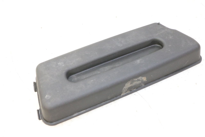 photo de BATTERIEABDECKUNG PIAGGIO FLY 2T 50 (2004 - 2017) - Technische Nahaufnahme