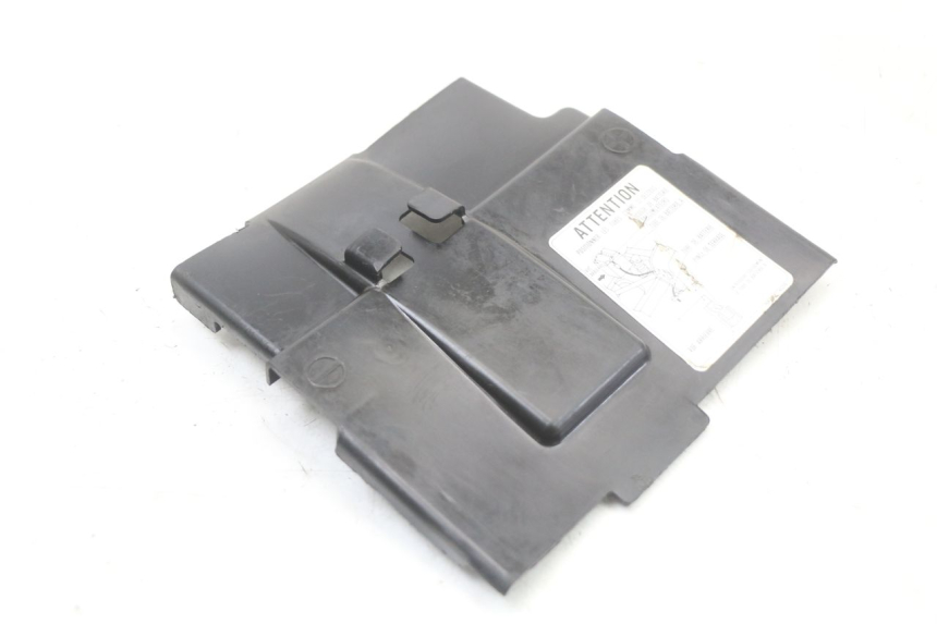 photo de BATTERIEABDECKUNG HONDA CBR F 1000 (1993 - 1996) - Detailansicht des Bauteils