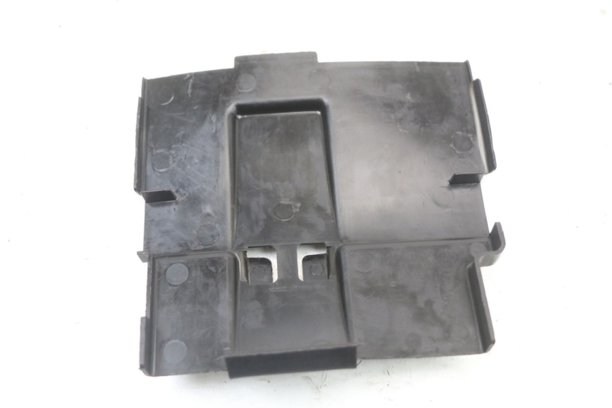 photo de BATTERIEABDECKUNG HONDA CBR F 1000 (1993 - 1996) - Technische Nahaufnahme