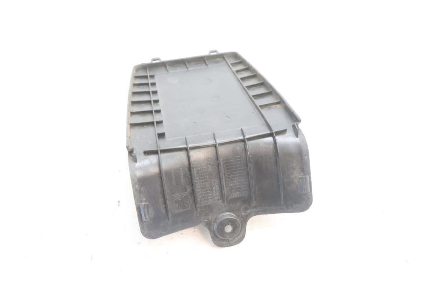 photo de BATTERIEABDECKUNG PEUGEOT KISBEE 2T 50 (2010 - 2017) - Geprüftes Gebrauchtteil