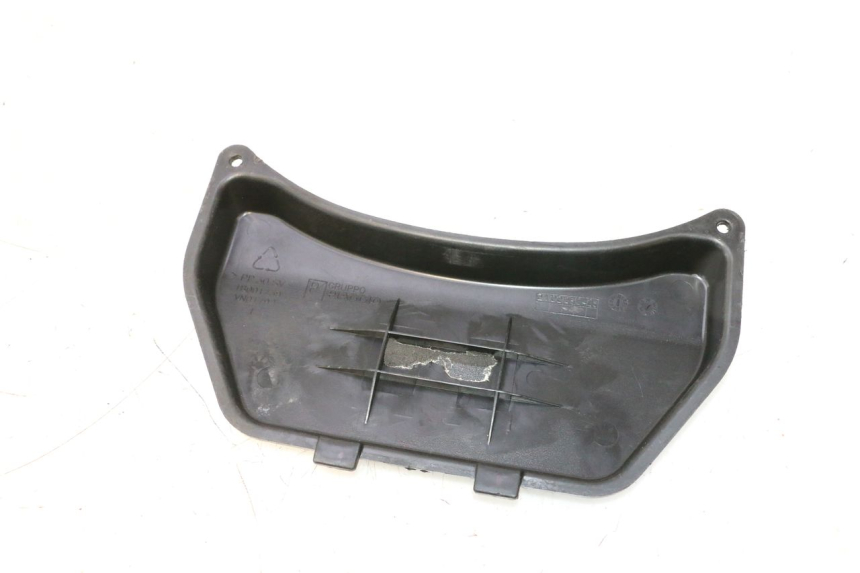 photo de BATTERIEABDECKUNG PIAGGIO LIBERTY IGET 4T 50 (2021 - 2025) - Alternative Perspektive