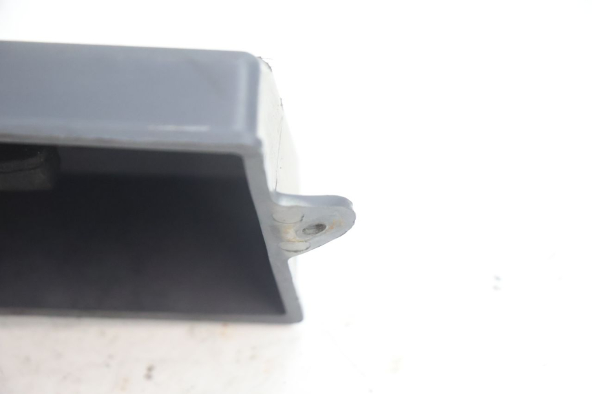 photo de BATTERIEABDECKUNG PIAGGIO LIBERTY 125 (1998 - 2008) - Technische Nahaufnahme