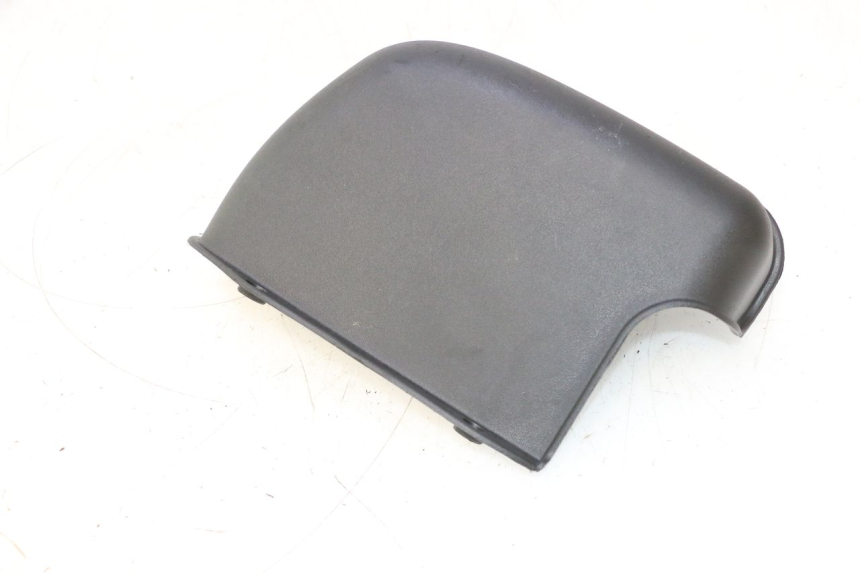 photo de BATTERIEABDECKUNG PIAGGIO MP3 LT 300 (2010 - 2016) - Technische Nahaufnahme