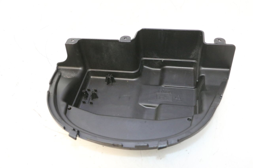 photo de BATTERIEABDECKUNG PIAGGIO MP3 500 (2016 - 2018) - Zoom auf Gebrauchszustand