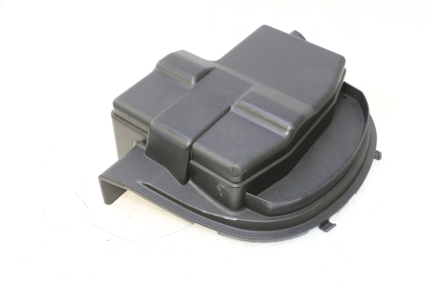 photo de BATTERIEABDECKUNG PIAGGIO MP3 500 (2016 - 2018) - Technische Nahaufnahme