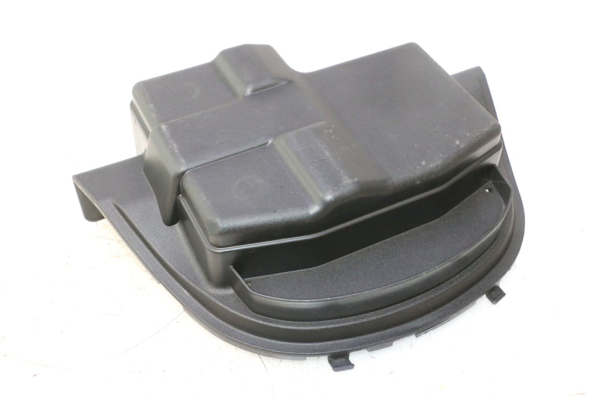 photo de BATTERIEABDECKUNG PIAGGIO MP3 500 (2016 - 2018) - Hauptansicht