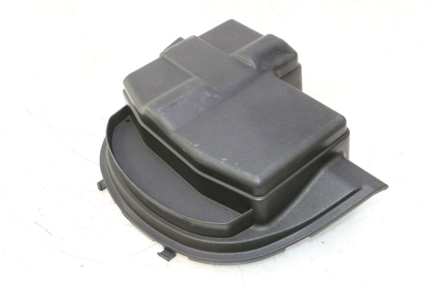 photo de BATTERIEABDECKUNG PIAGGIO MP3 500 (2016 - 2018) - Zoom auf Gebrauchszustand