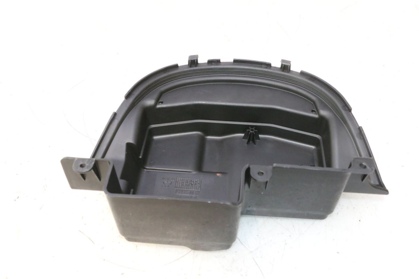 photo de BATTERIEABDECKUNG PIAGGIO MP3 500 (2016 - 2018) - Technische Nahaufnahme