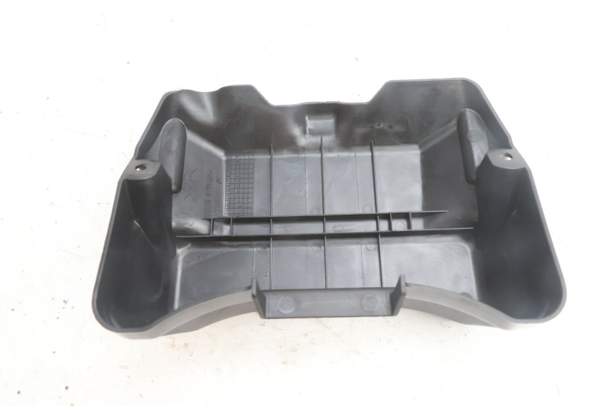 photo de BATTERIEABDECKUNG YAMAHA N-MAX NMAX 125 (2021 - 2024) - Alternative Perspektive