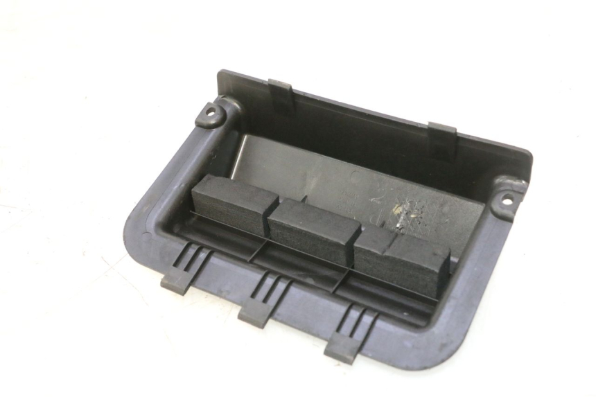 photo de BATTERIEABDECKUNG PIAGGIO NEW TYPHOON 50 (2018 - 2021) - Technische Nahaufnahme