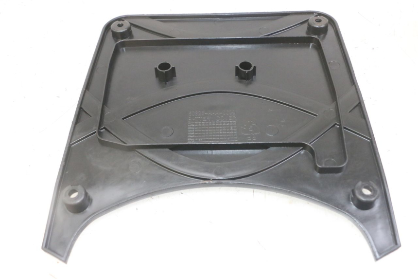 photo de BATTERIEABDECKUNG SYM ORBIT 2 4T 50 (2008 - 2017) - Detailansicht des Bauteils