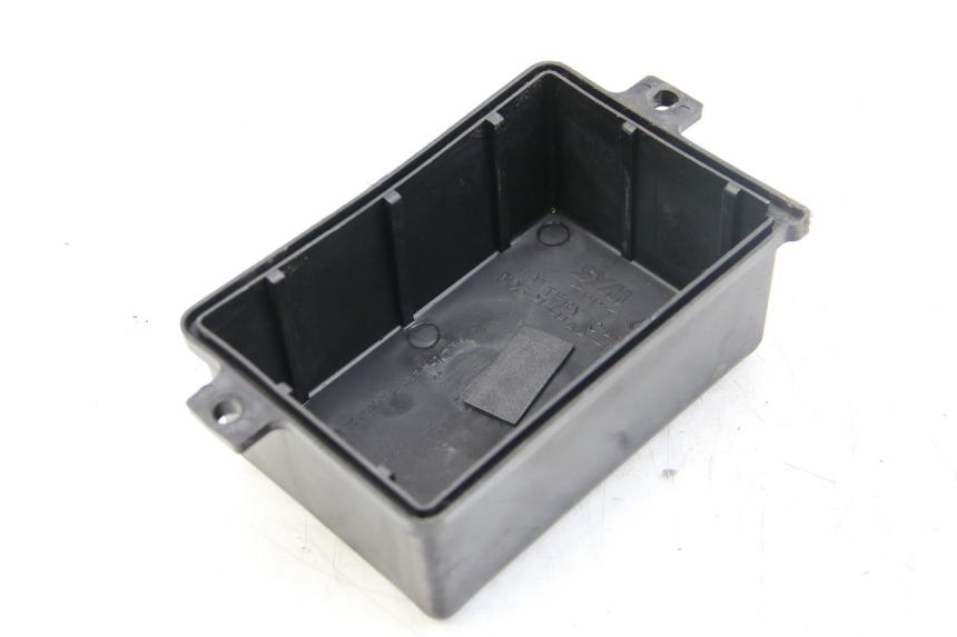 photo de BATTERIEABDECKUNG SYM ORBIT III 3 4T 50 (2021 - 2025) - Zoom auf Gebrauchszustand