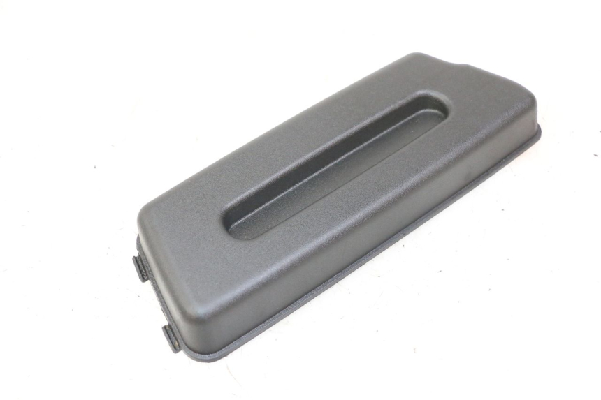 photo de BATTERIEABDECKUNG PIAGGIO FLY 2T 50 (2004 - 2017) - Hauptansicht