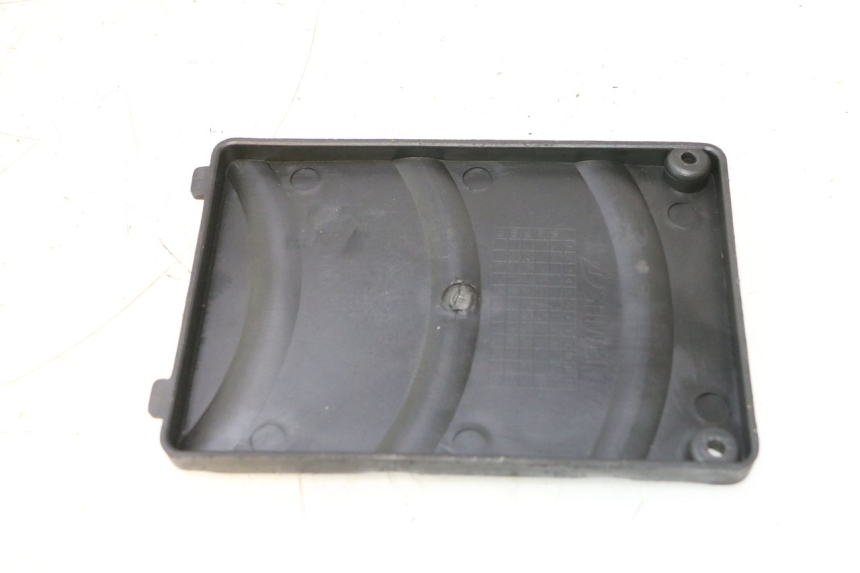 photo de BATTERIEABDECKUNG ORCAL RAPTOR 50 (2015 - 2021) - Detailansicht des Bauteils