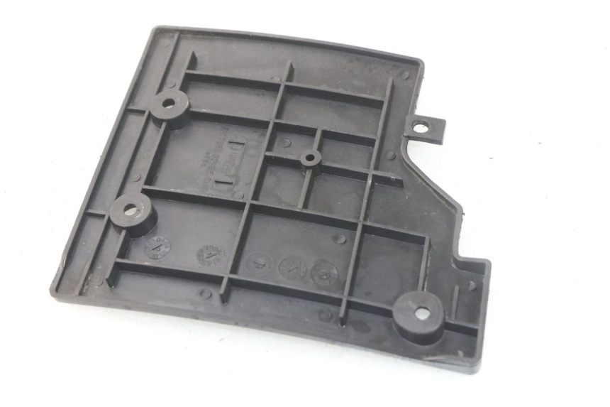 photo de BATTERIEABDECKUNG TNT MOTOR ROMA 12' 2T 50 (2007 - 2018) - Detailansicht des Bauteils