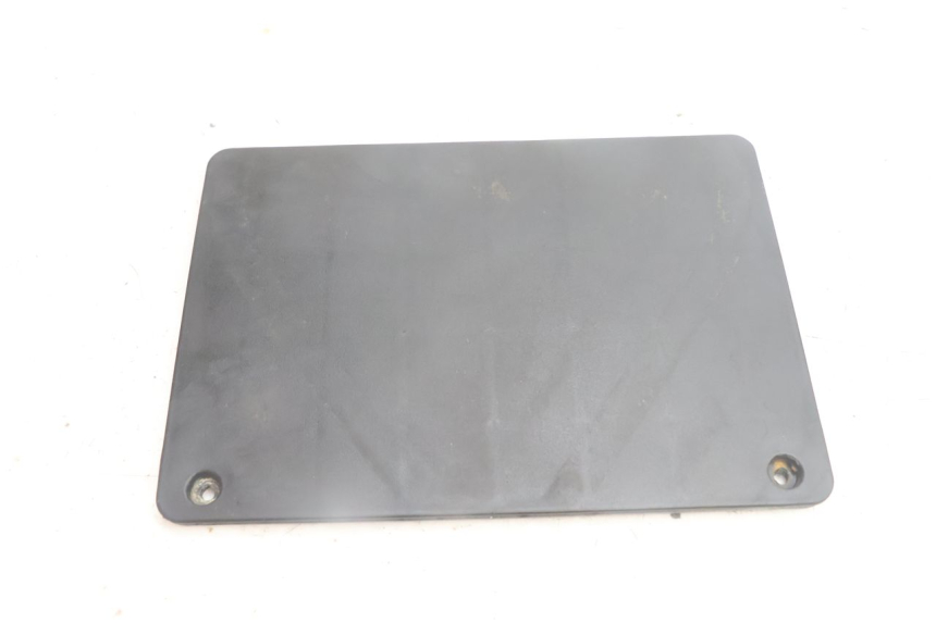 photo de BATTERIEABDECKUNG JM MOTORS SANTANA EVO 50 (2024 - 2026) - Detailansicht des Bauteils