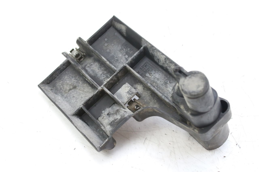 photo de BATTERIEABDECKUNG APRILIA SCARABEO 100 (2003 - 2012) - Detailansicht des Bauteils