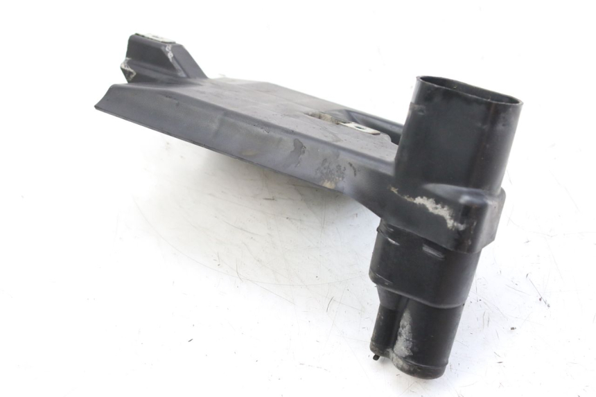 photo de BATTERIEABDECKUNG APRILIA SCARABEO 100 (2003 - 2012) - Technische Nahaufnahme