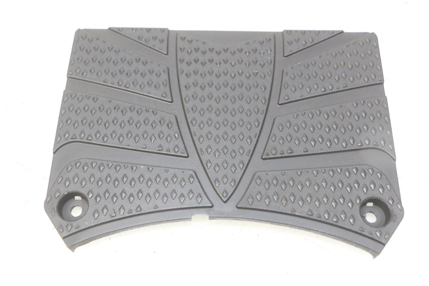 photo de BATTERIEABDECKUNG SUZUKI SIXTEEN 125 (2008 - 2010) - Hauptansicht