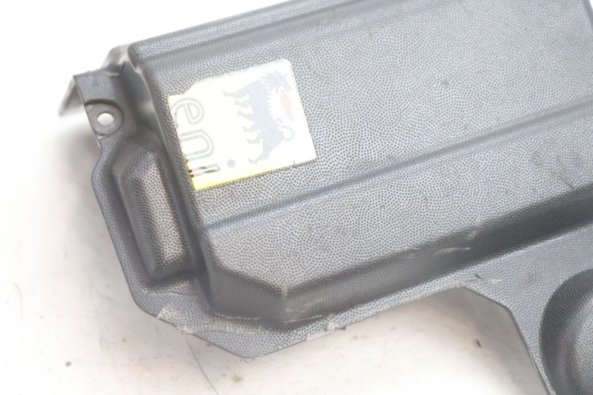 photo de BATTERIEABDECKUNG APRILIA SR 2T 50 (2012 - 2017) - Detailansicht des Bauteils