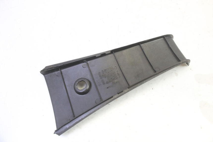 photo de BATTERIEABDECKUNG APRILIA SR R 2T LC 50 (2018 - 2021) - Zoom auf Gebrauchszustand