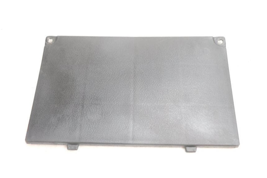 photo de BATTERIEABDECKUNG RAZZO STEED 125 (2012 - 2018) - Detailansicht des Bauteils