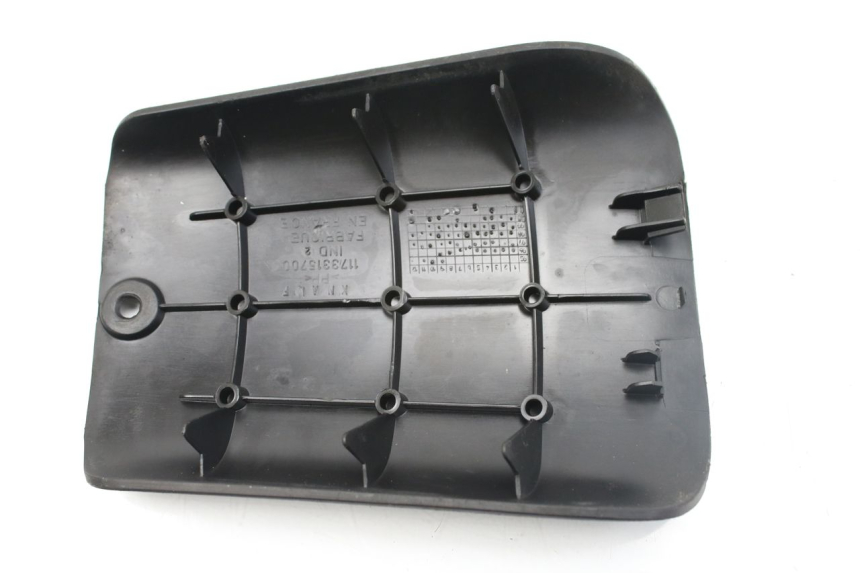 photo de BATTERIEABDECKUNG PEUGEOT TKR TREKKER FURIOUS 50 (2005 - 2014) - Detailansicht des Bauteils