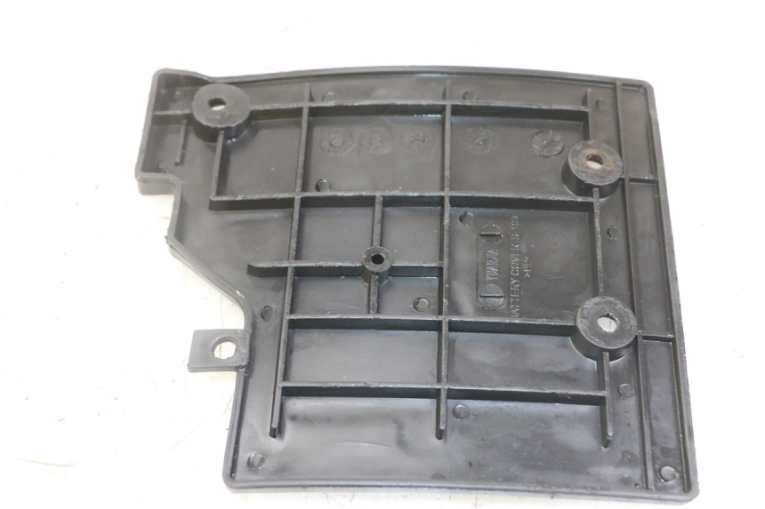 photo de BATTERIEABDECKUNG TNT MOTOR ROMA 10' 4T 50 (2019 - 2022) - Detailansicht des Bauteils