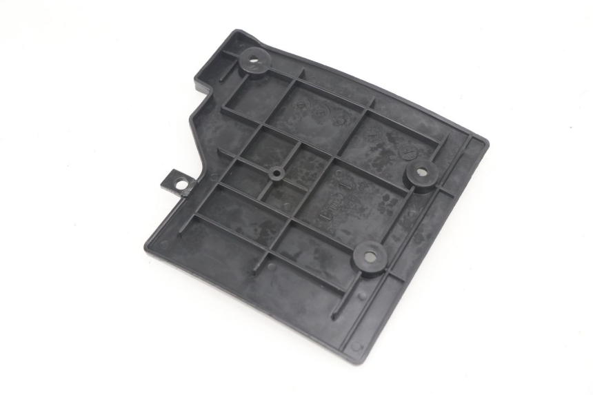 photo de BATTERIEABDECKUNG BAOTIAN TRAVEL SPIRIT 50 (2010 - 2012) - Detailansicht des Bauteils