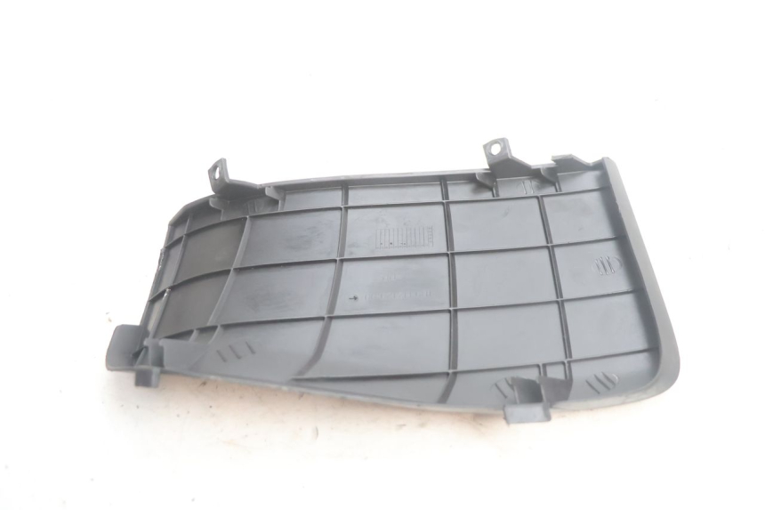 photo de BATTERIEABDECKUNG YAMAHA XMAX X-MAX 125 (2006 - 2009) - Alternative Perspektive