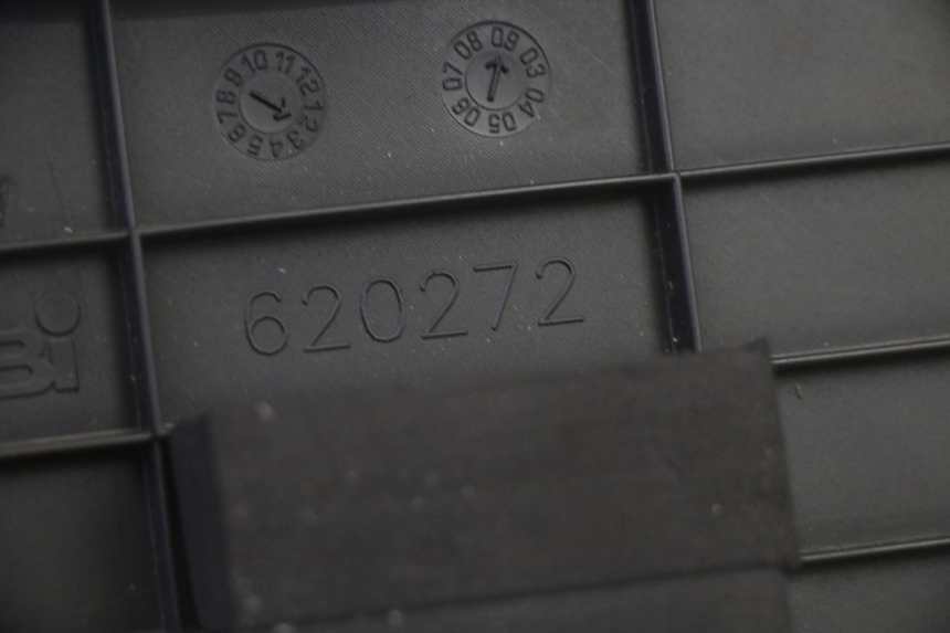 photo de BATTERIEABDECKUNG PIAGGIO XEVO - X EVO 125 (2007 - 2017) - Gesamtansicht des Produkts