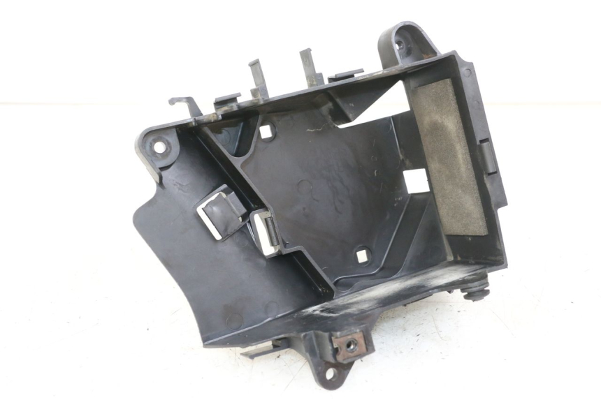 photo de BATTERIEABDECKUNG YAMAHA XVS DRAG STAR DRAGSTAR 650 (1997 - 2007) - Details der Befestigungspunkte