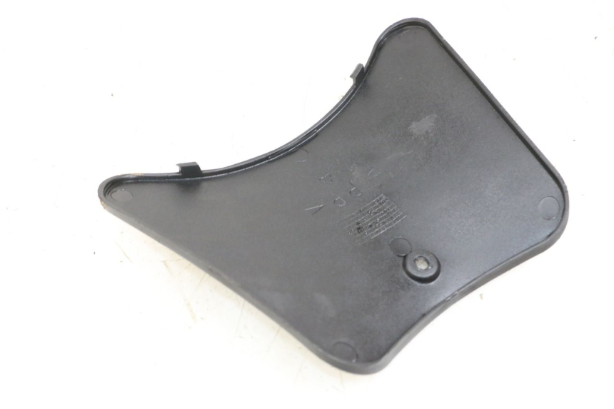 photo de BATTERIEABDECKUNG YAMAHA YP MAJESTY 125 (2002 - 2006) - Detailansicht des Bauteils