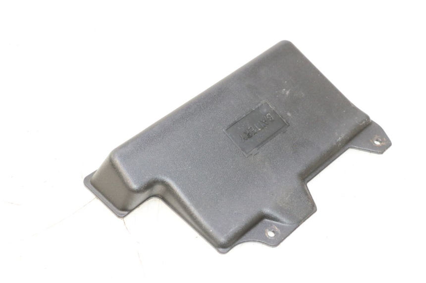 photo de BATTERIEABDECKUNG PIAGGIO ZIP 2T 50 (2009 - 2019) - Zoom auf Gebrauchszustand
