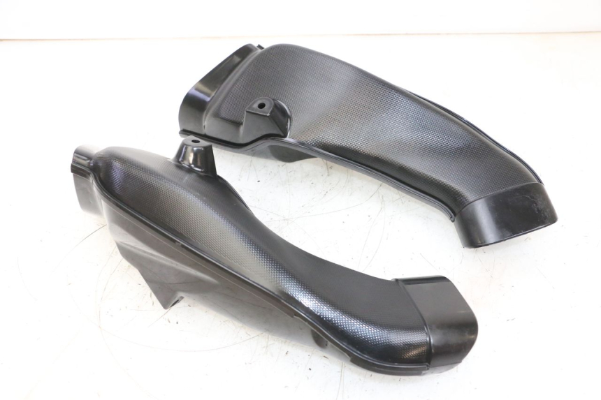 photo de LUFTFILTERKASTEN SUZUKI GSXR GSX-R 1000 (2003 - 2004) - Technische Nahaufnahme