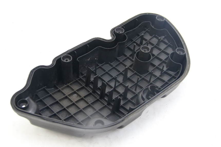 photo de LUFTFILTERABDECKUNG PIAGGIO MP3 125 (2006 - 2014) - Oberflächenzustand und Material