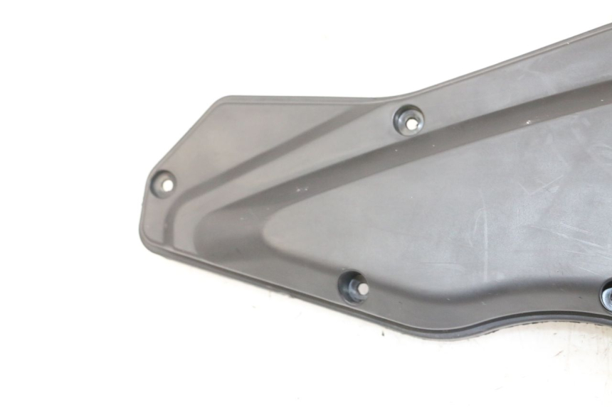 photo de LUFTFILTERKASTEN PEUGEOT VIVACITY 125 (2010 - 2017) - Zoom auf Gebrauchszustand