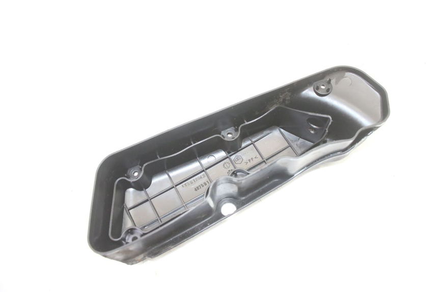 photo de LUFTFILTERKASTEN GILERA RUNNER SP 50 (2006 - 2008) - Details der Befestigungspunkte