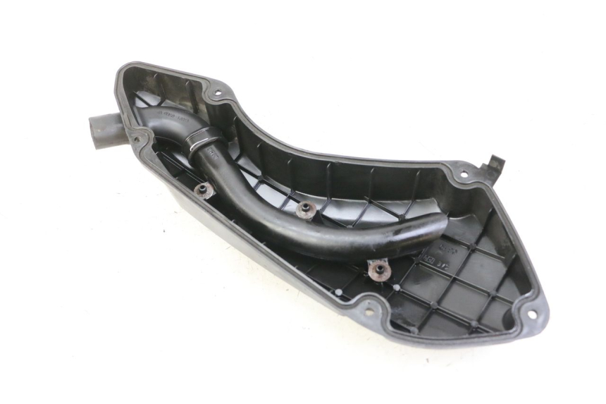 photo de LUFTFILTERKASTEN SUZUKI BURGMAN 125 (2015 - 2017) - Detailansicht des Bauteils