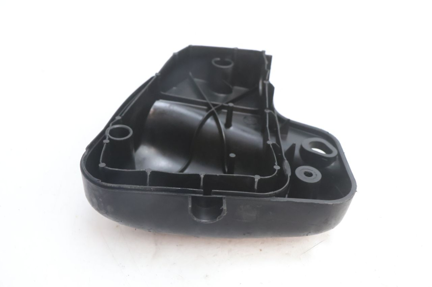 photo de LUFTFILTERKASTEN PEUGEOT TREKKER TKR 50 (2005 - 2014) - Alternative Perspektive