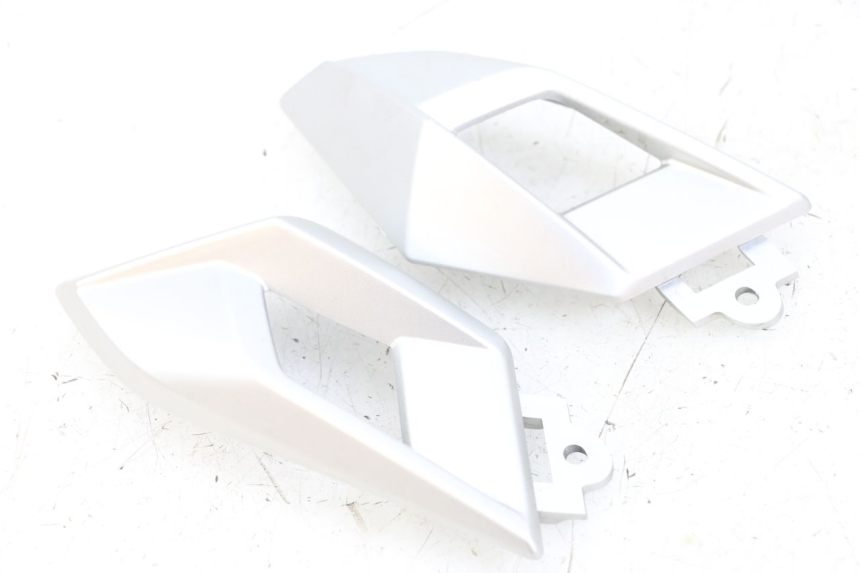 photo de SEITENRAHMENABDECKUNG YAMAHA AEROX 2T 50 (2013 - 2017) - Alternative Perspektive