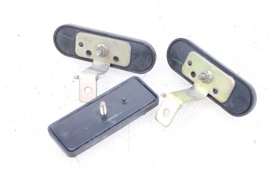 photo de SEITENRAHMENABDECKUNG KYMCO AGILITY 4T 50 (2005 - 2018) - Detailansicht des Bauteils