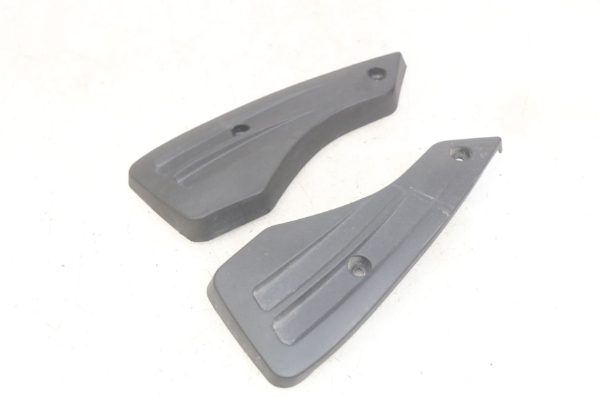 photo de SEITENRAHMENABDECKUNG NECO ALEXONE 125 (2017 - 2024) - Zoom auf Gebrauchszustand