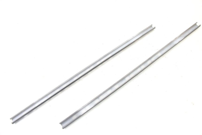 photo de RAHMENABDECKUNG DUALTRON AMINIA 1 - Technische Nahaufnahme