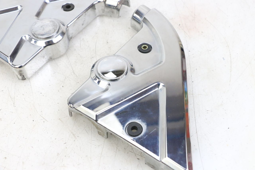 photo de Seitenverkleidung Rahmen HYOSUNG GV AQUILA 125 (2000 - 2009) - Oberflächenzustand und Material