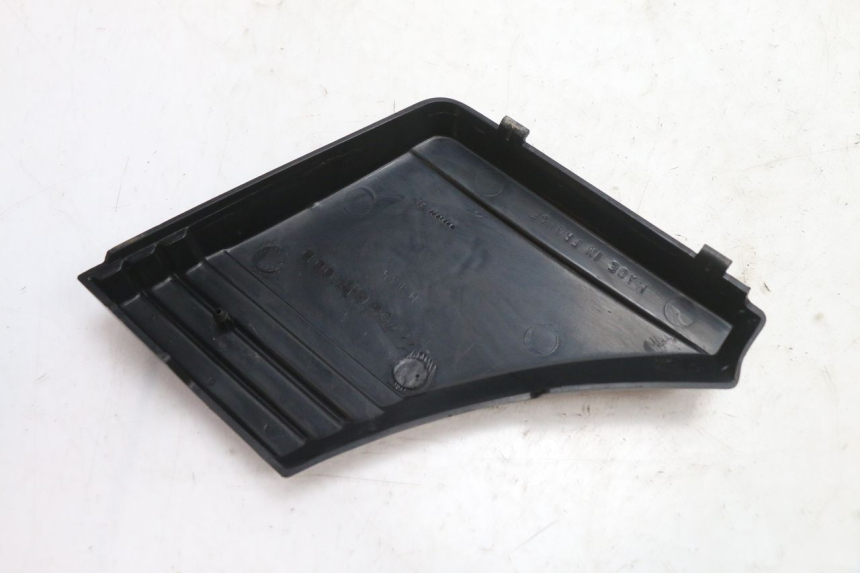 photo de RAHMENABDECKUNG RECHTS PEUGEOT 103 SPX CLIP 50 (1989 - 1992) - Zoom auf Gebrauchszustand
